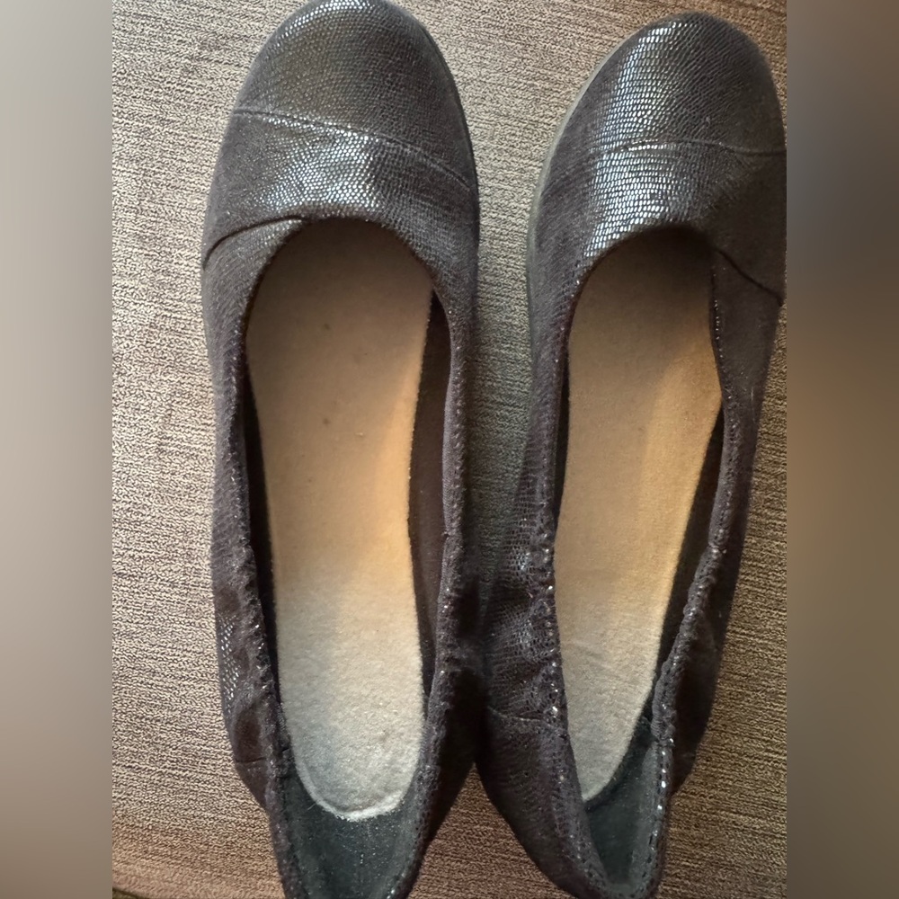 Elegant Black Clarks Shoes Women's Sz 10M Clarks Black Patent Flats